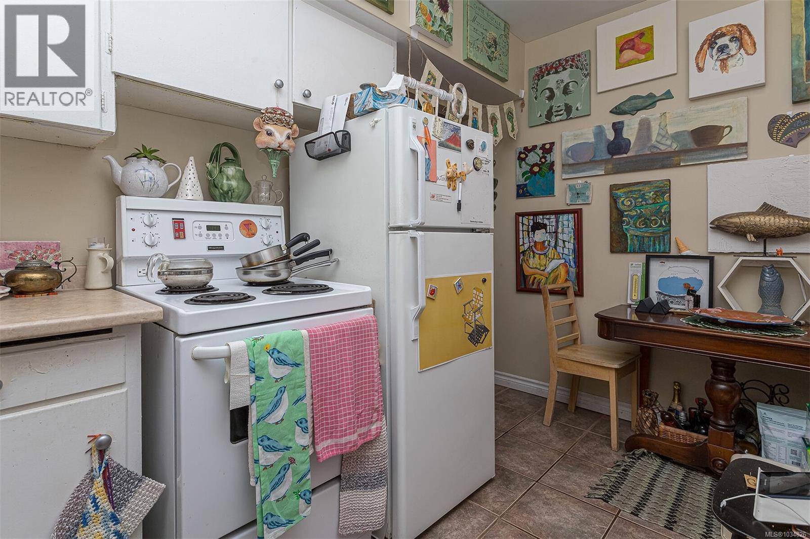 #1-5 1044 Hillside Ave - 42