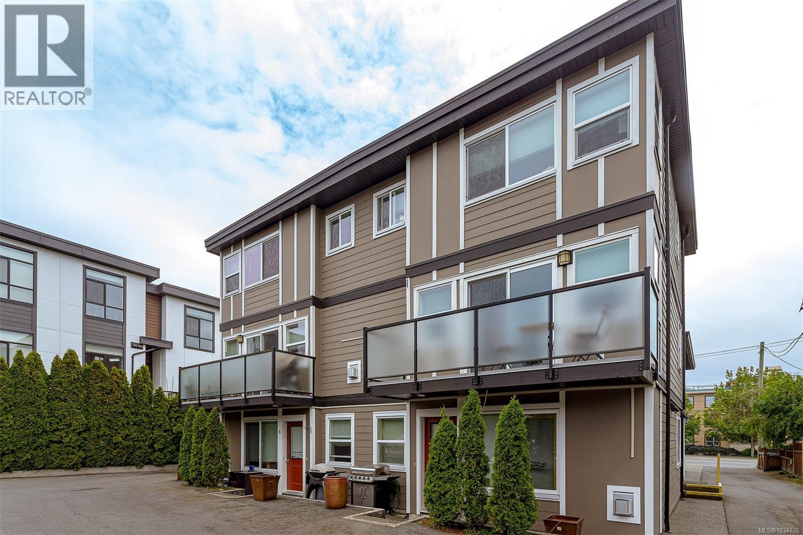 #1-5 1044 Hillside Ave - 65
