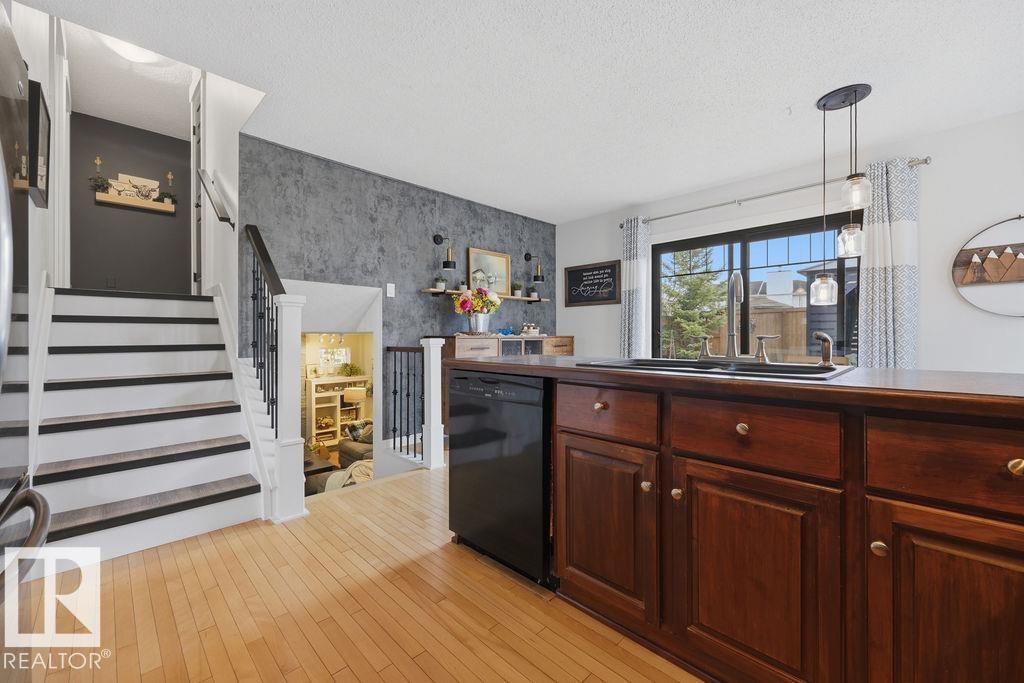 5 DEACON PL, Sherwood Park