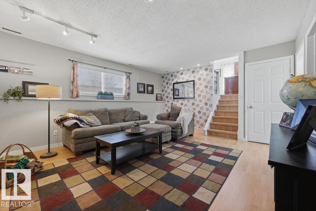 5 DEACON PL, Sherwood Park