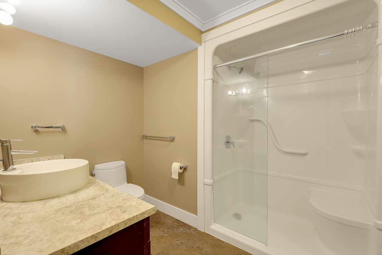 6 Bed, 4 Bath House for Sale in Surrey – 15092 73 AVENUE, Surrey - Image 16