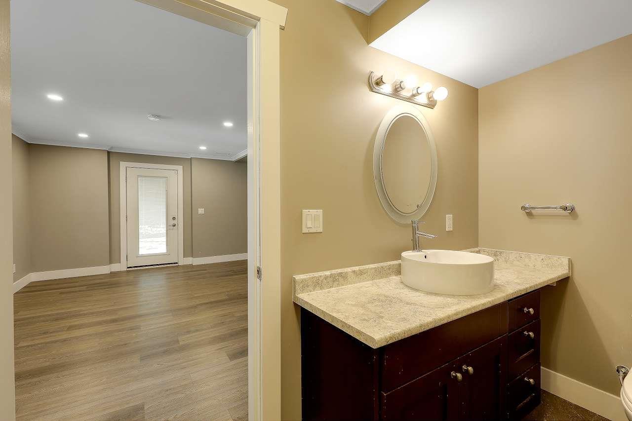 6 Bed, 4 Bath House for Sale in Surrey – 15092 73 AVENUE, Surrey - Image 32