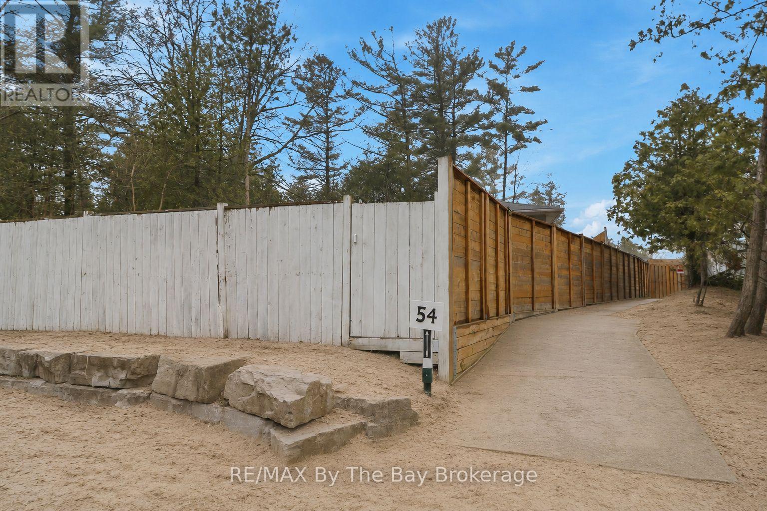 54 HOMEWOOD AVENUE - 11