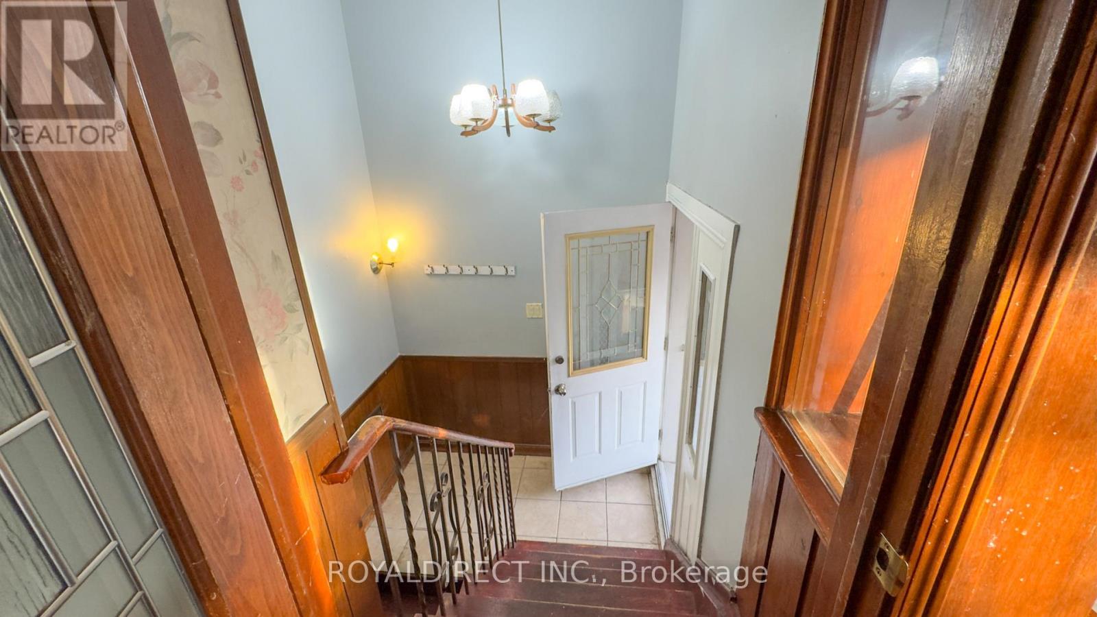65 SHARBOT AVENUE - 5