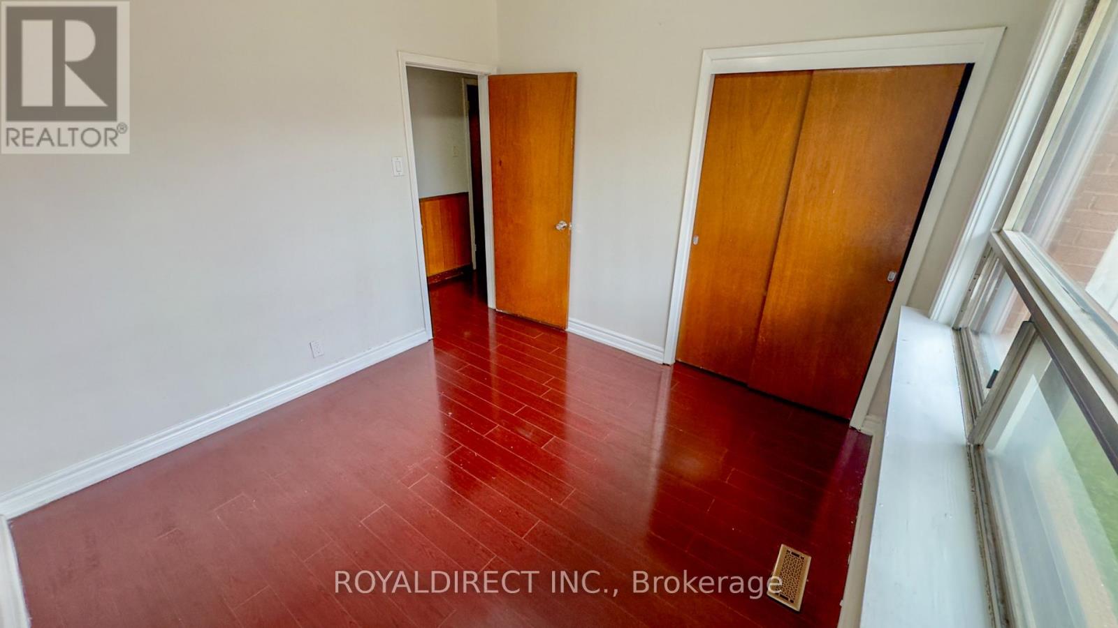 65 SHARBOT AVENUE - 14