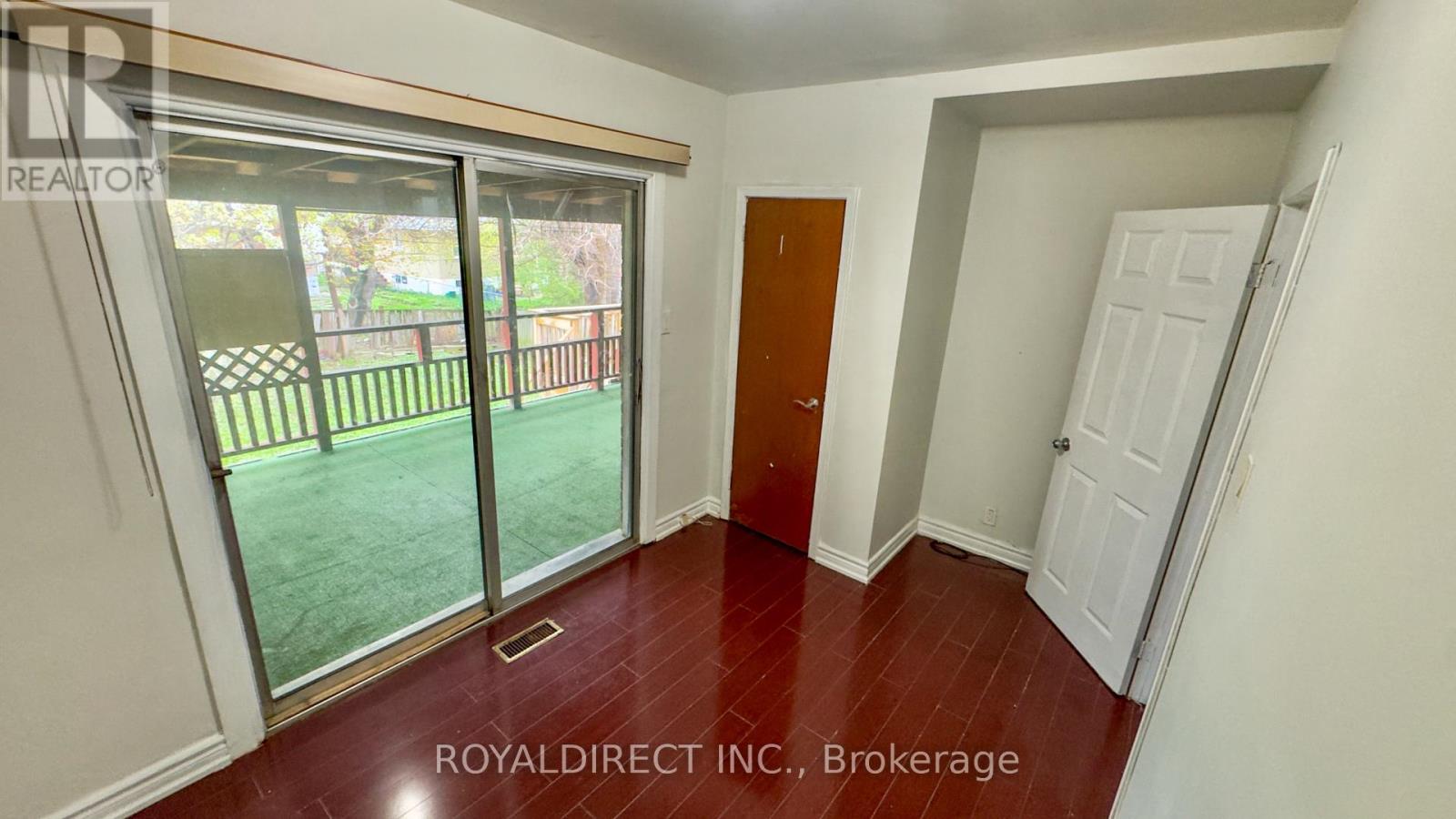 65 SHARBOT AVENUE - 13