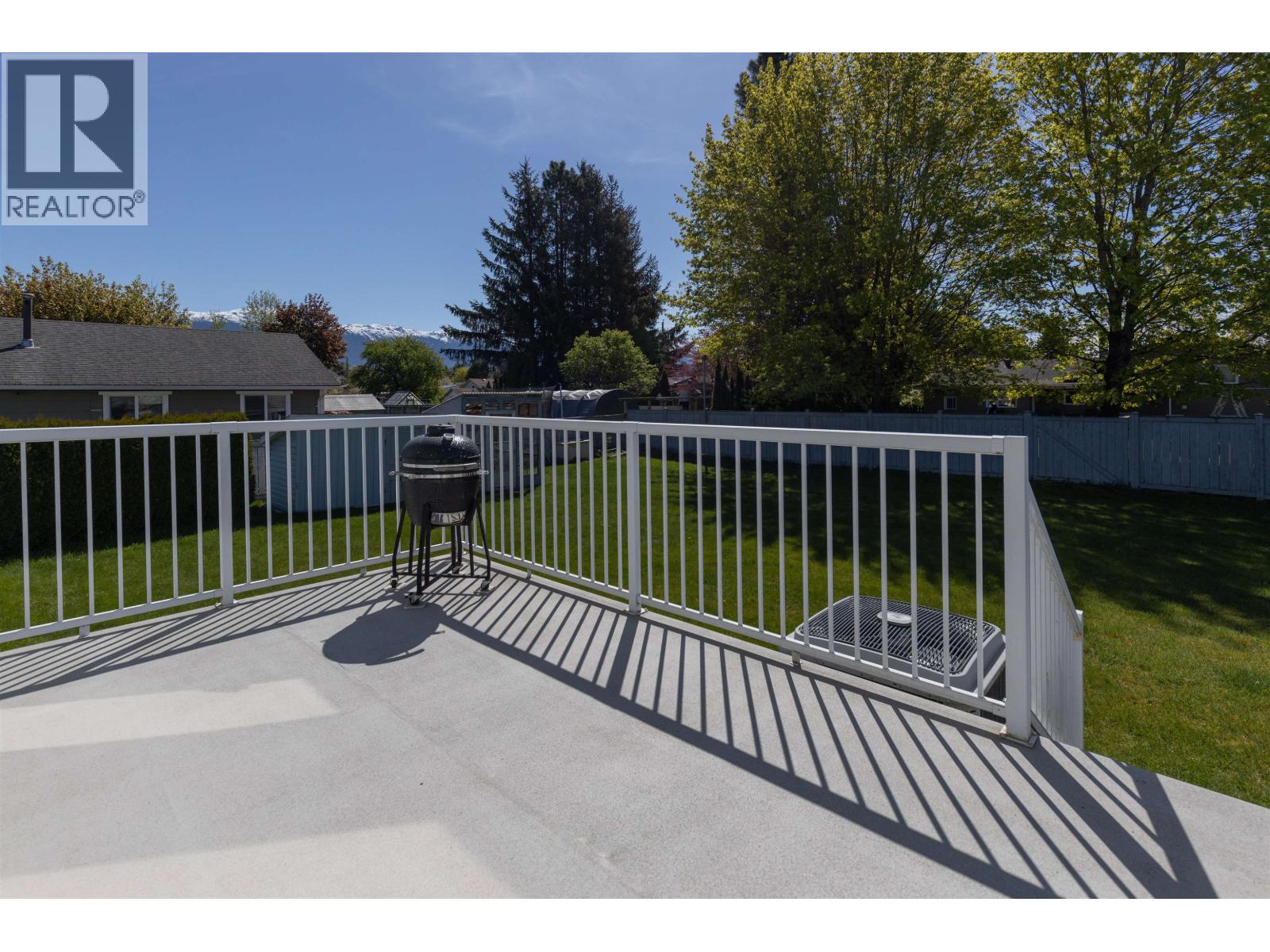4737 SCOTT AVENUE - 32