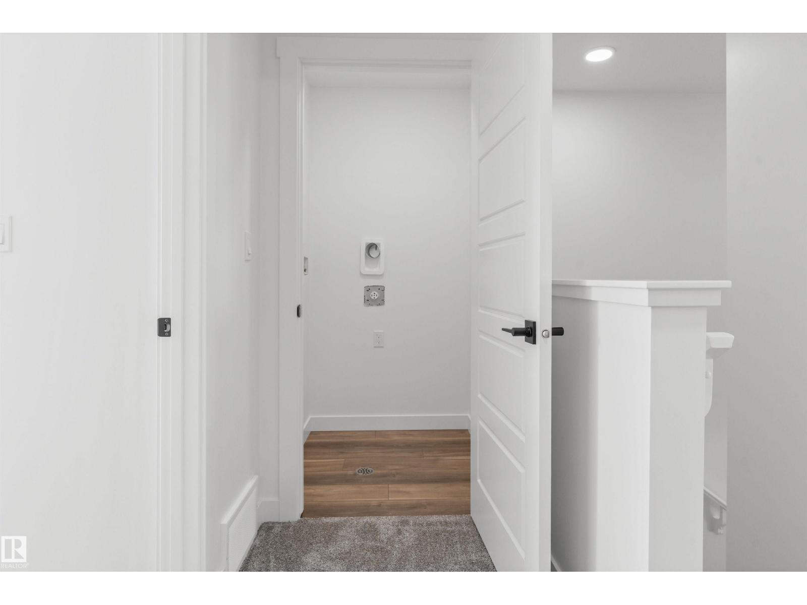 20619 43 AV NW - 19