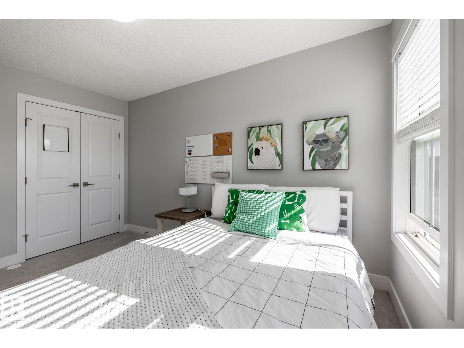 1440 DARBY GREEN SW, Edmonton