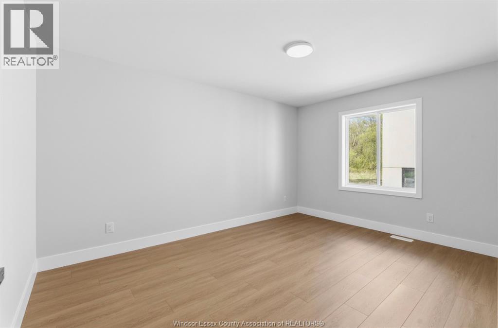 2142 DAYTONA, Windsor, Ontario, N9C2L7 — Photo 14