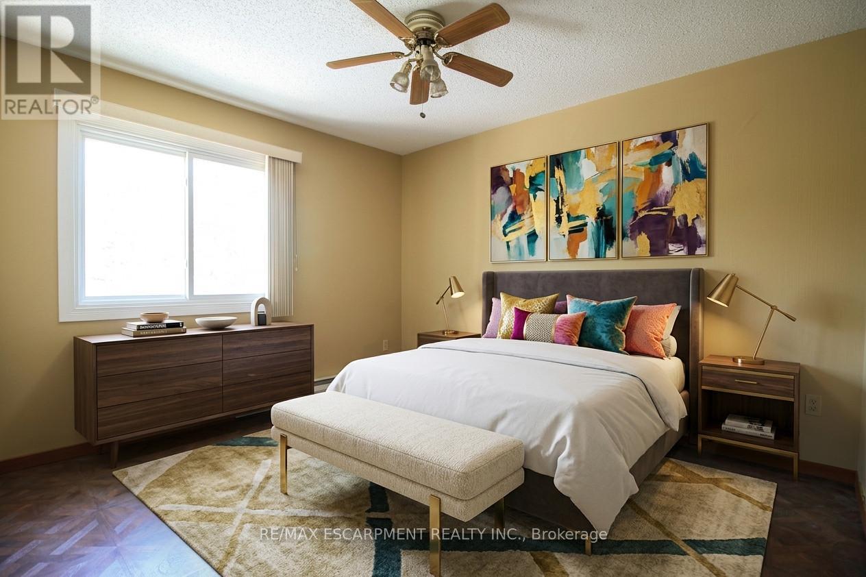 #4 63 FONTHILL ROAD - 18