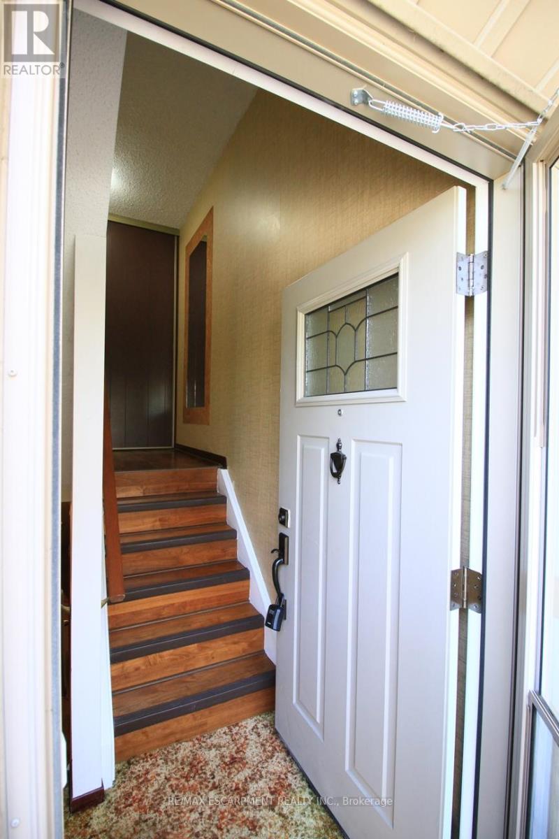 #4 63 FONTHILL ROAD - 6