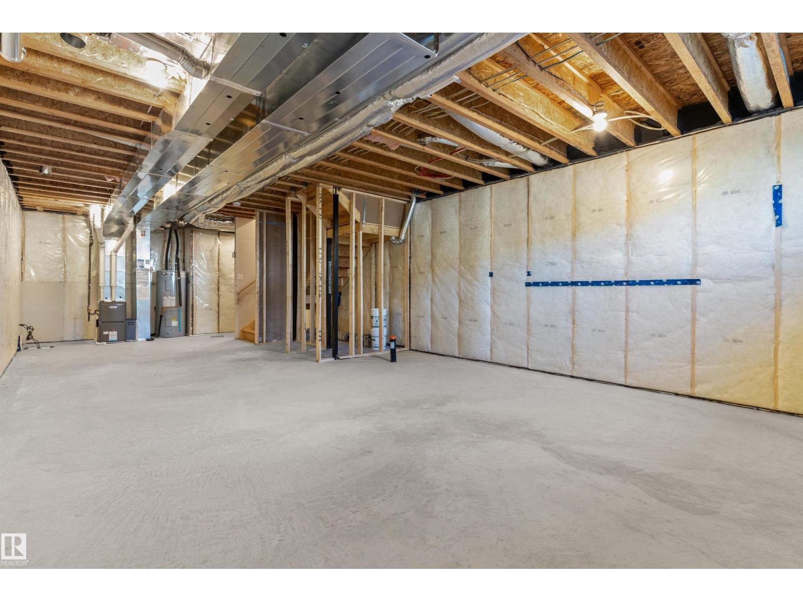 1056 14 AV NW - 36
