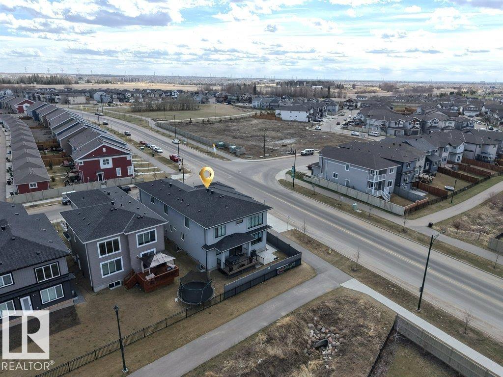 424 33 AV NW, Edmonton