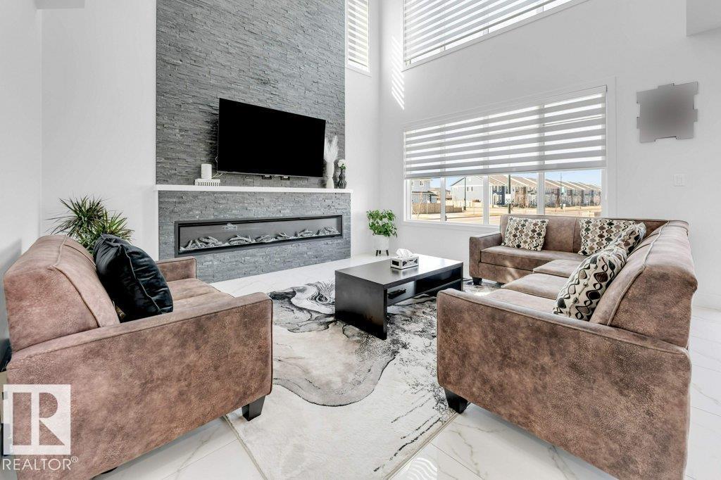 424 33 AV NW, Edmonton
