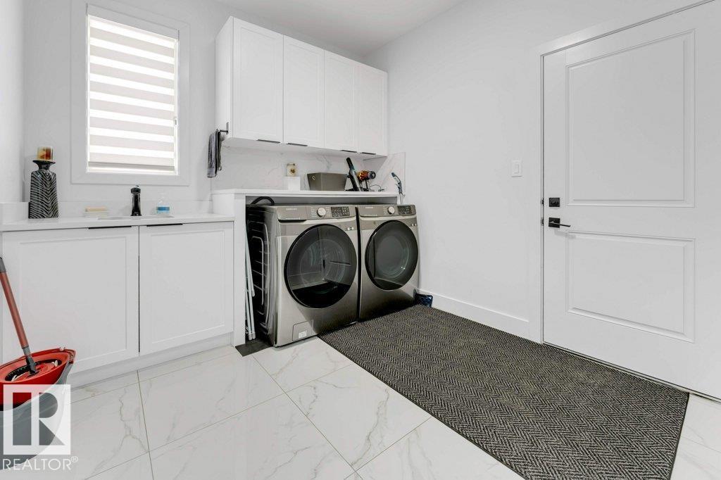 424 33 AV NW, Edmonton