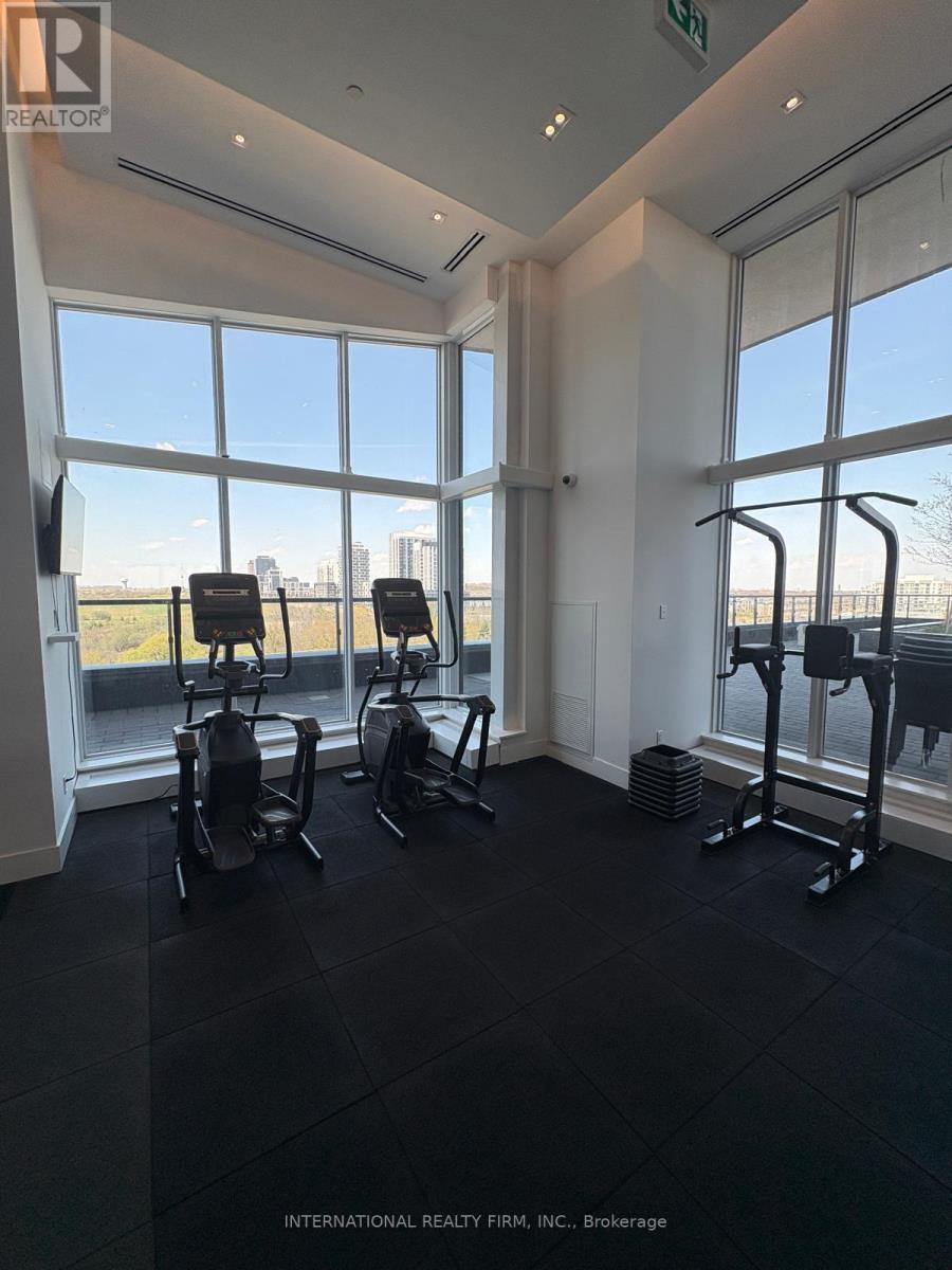 #916 2489 TAUNTON ROAD - 11