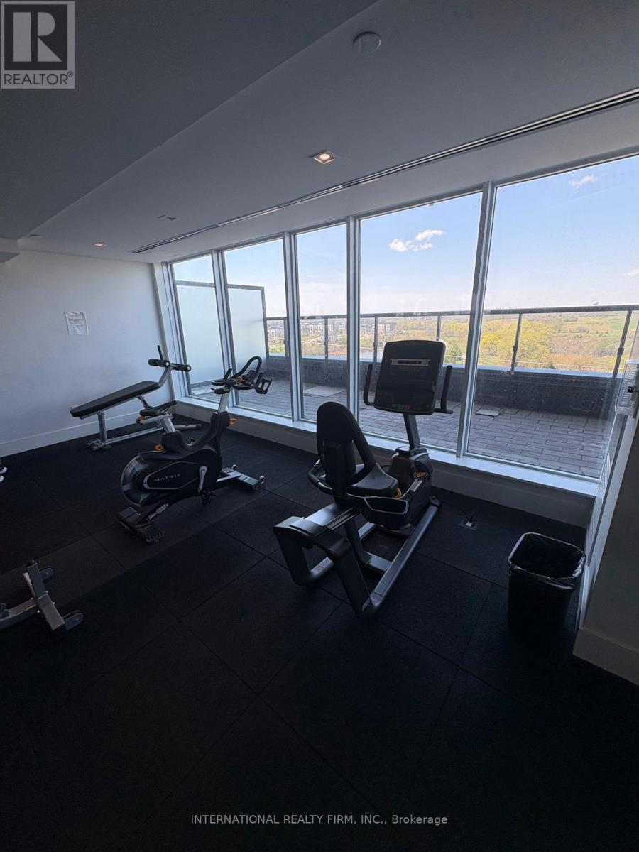 #916 2489 TAUNTON ROAD - 12