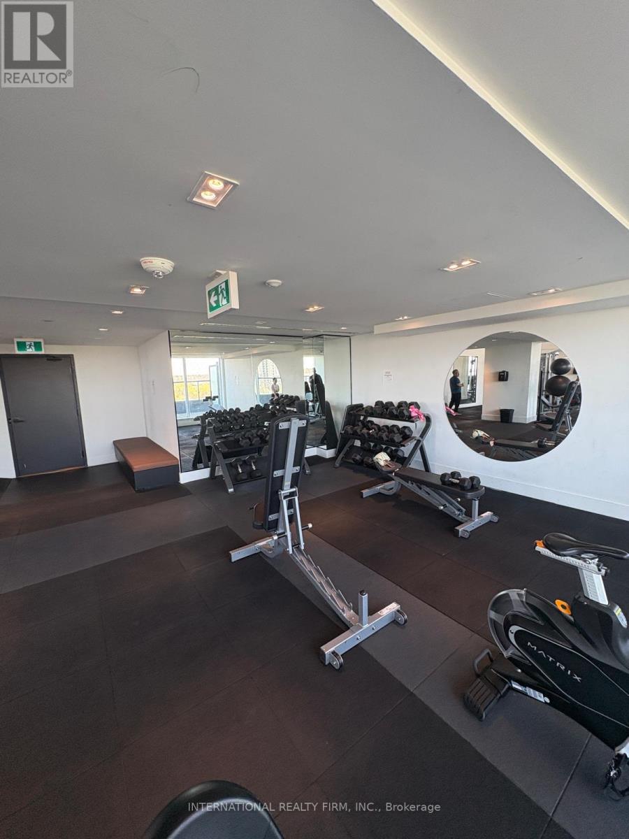 #916 2489 TAUNTON ROAD - 14