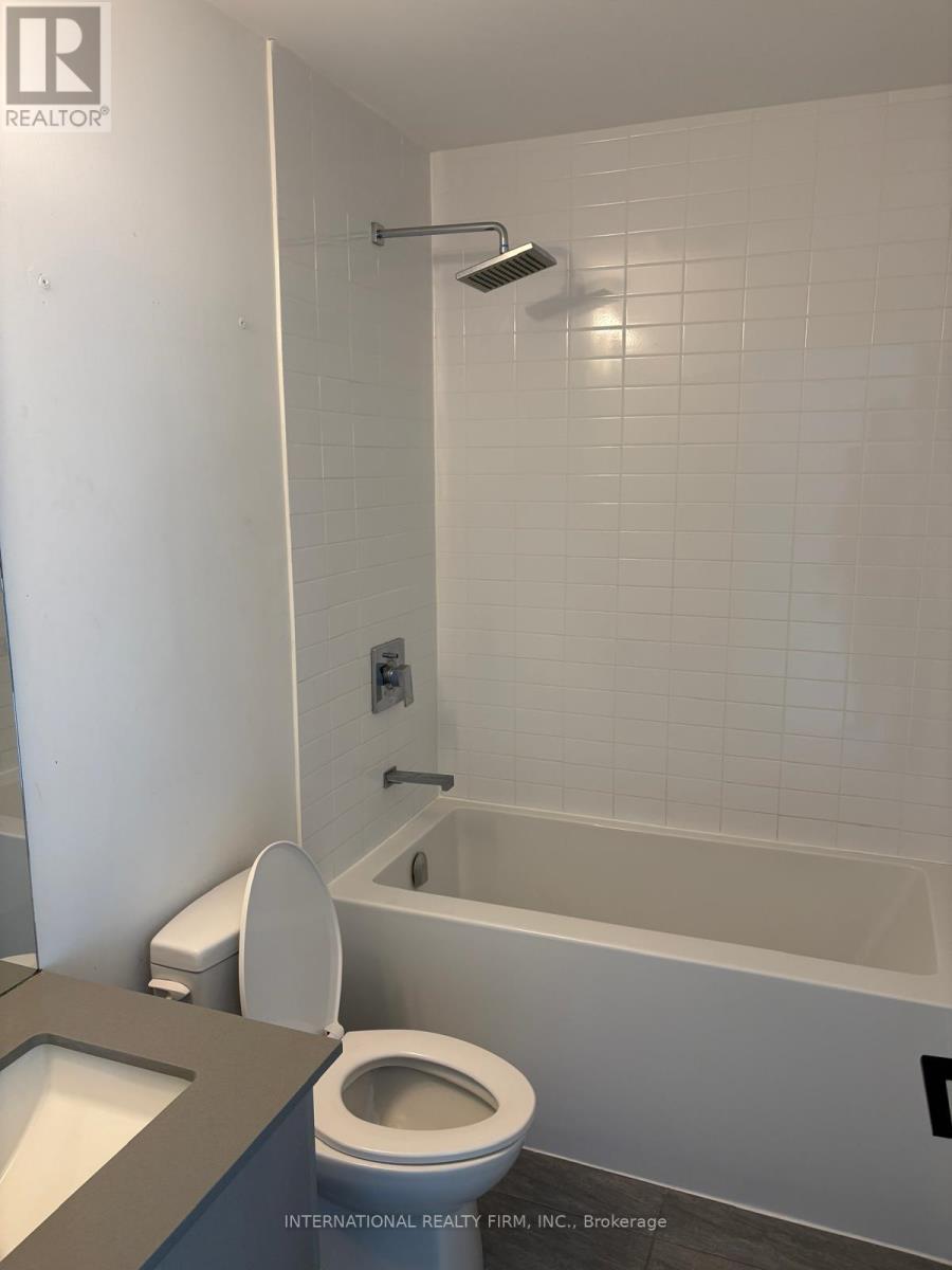 #916 2489 TAUNTON ROAD - 7