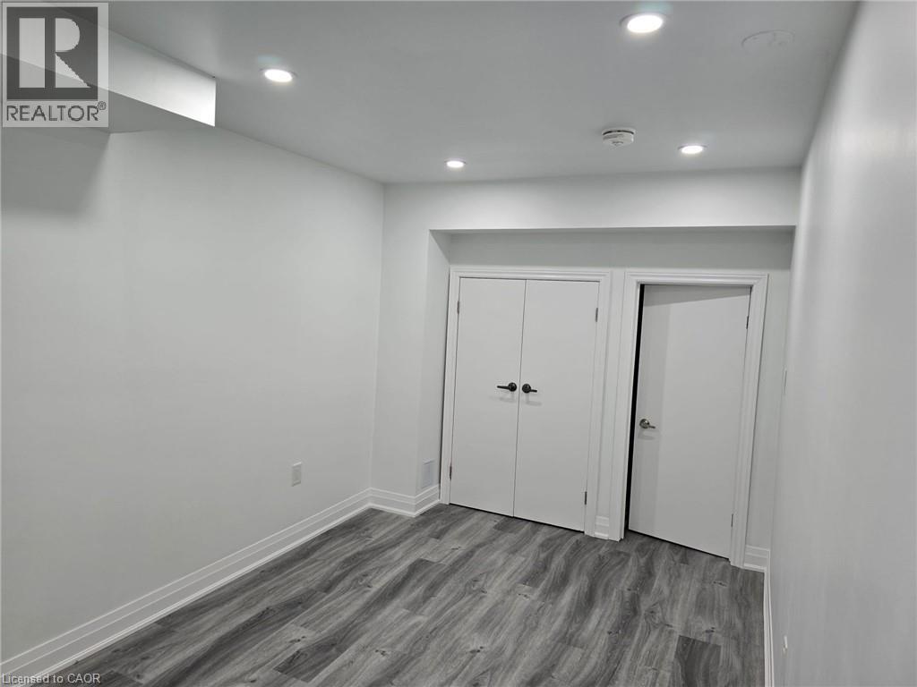 14 CAHILL Drive Unit# LOWER, Brantford, Ontario, N3T0V5 — Photo 9
