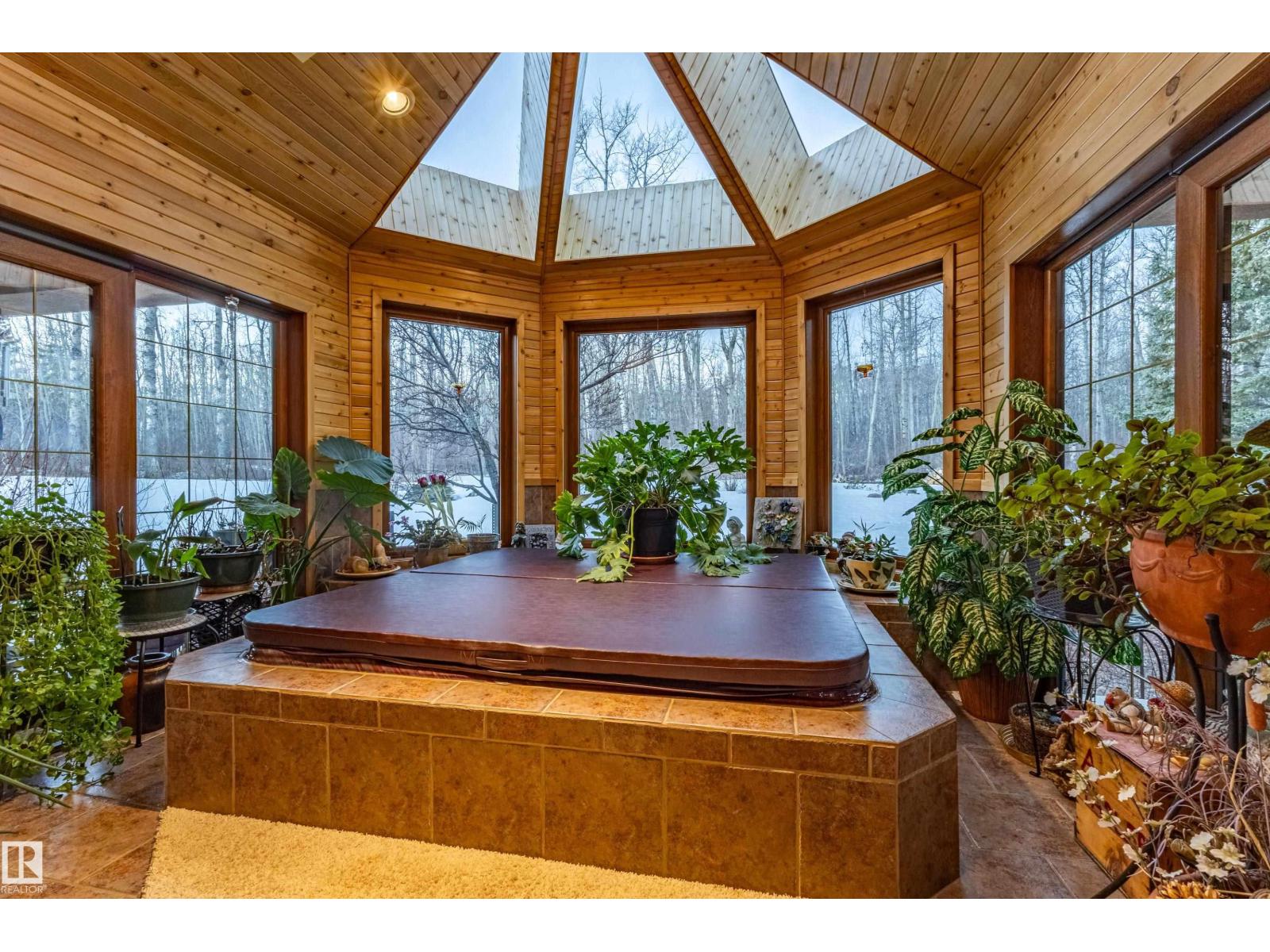 22031 Twp Rd 472 - 47