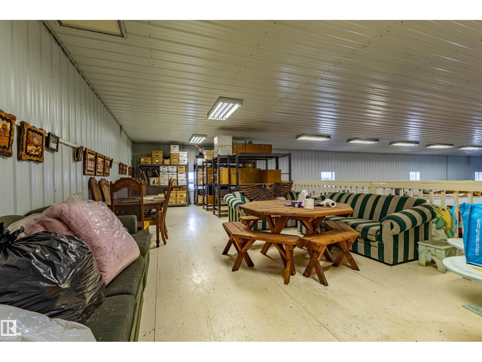 22031 Twp Rd 472 - 70