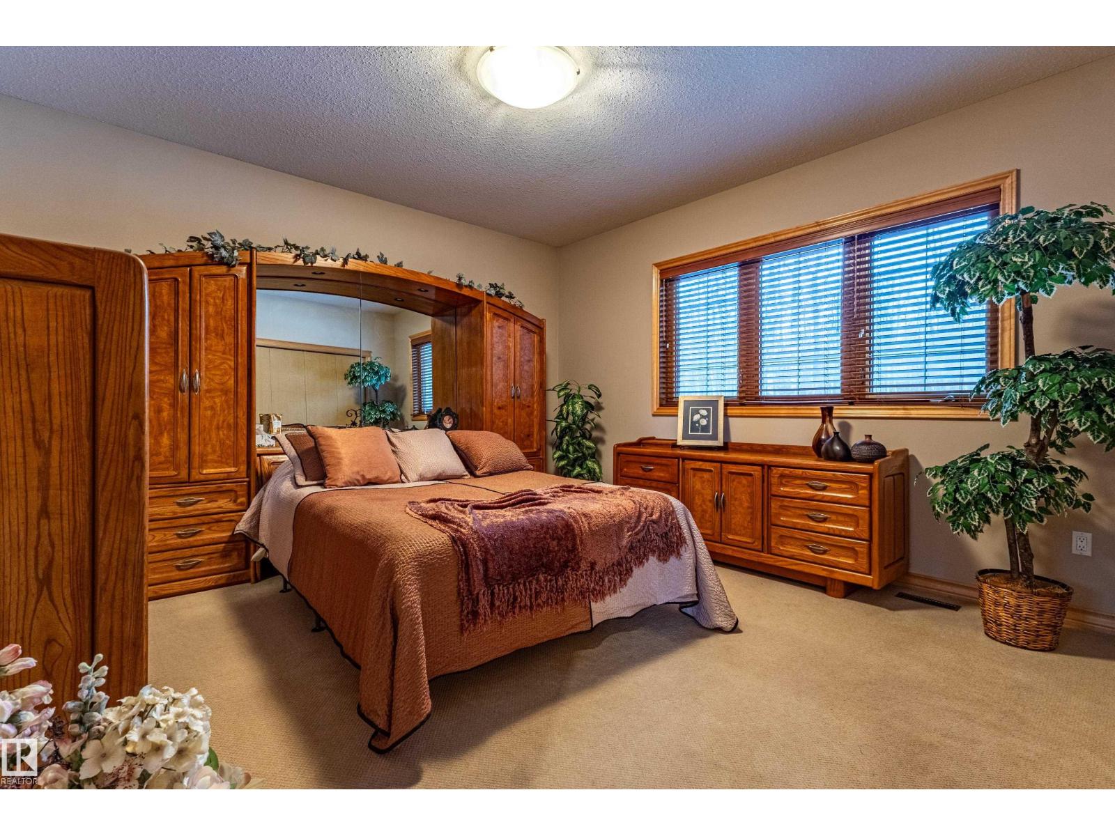 22031 Twp Rd 472 - 60