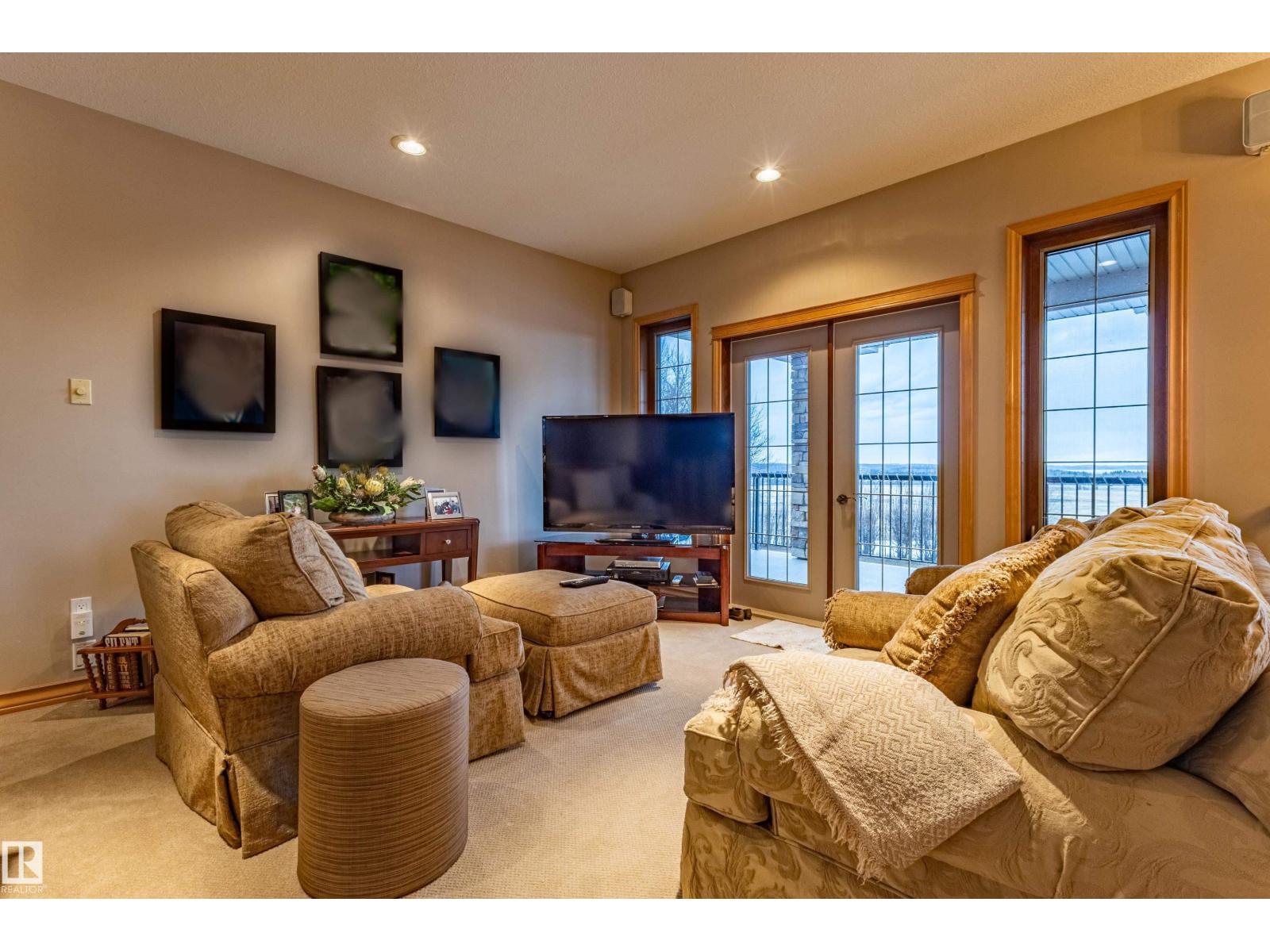 22031 Twp Rd 472 - 46