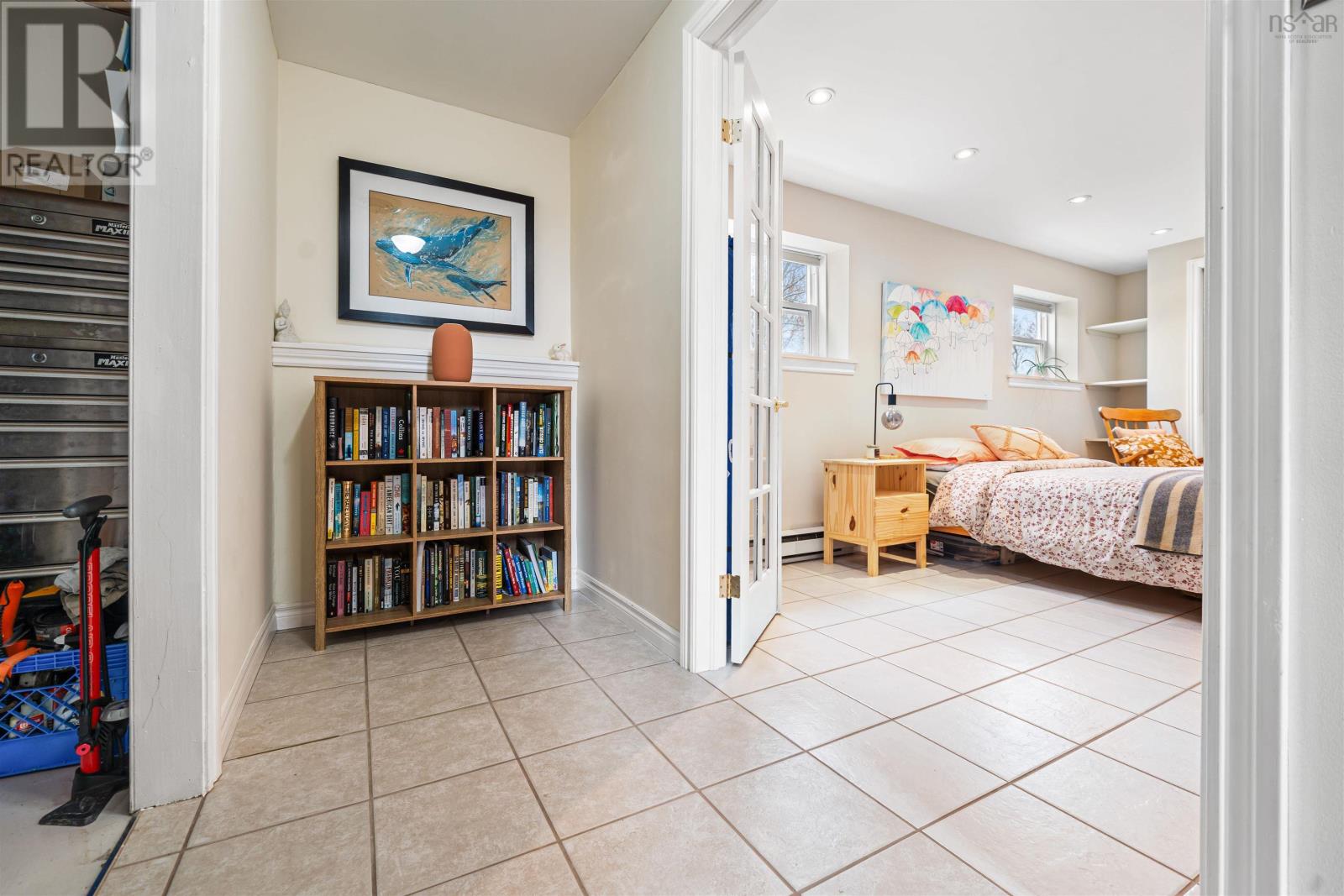 11 St. Andrews Court - 41