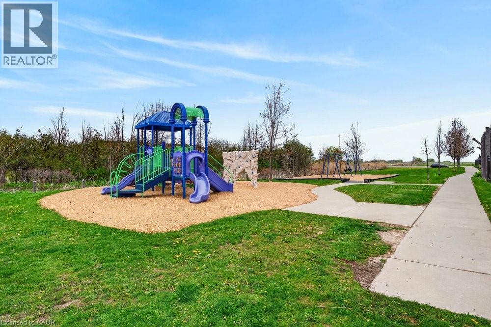 541 WINSTON Road Unit# 77, Grimsby, Ontario, L3M0C5 — Photo 44