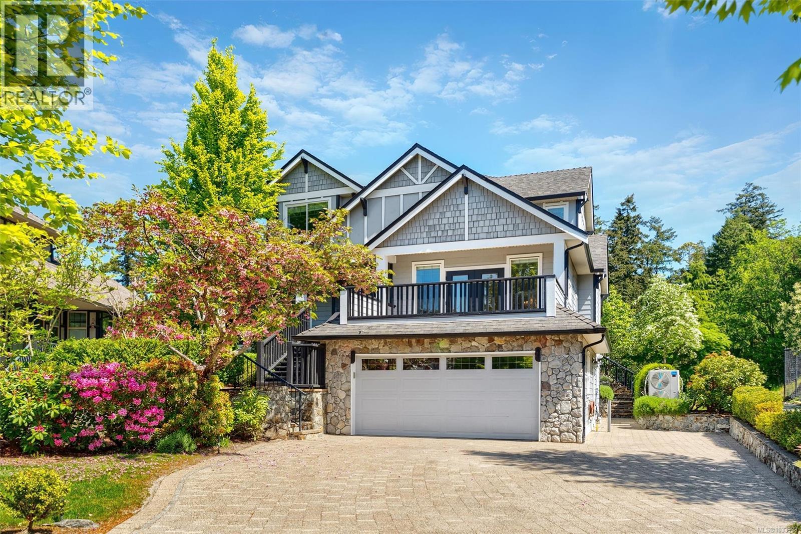 1305 Rockhampton Close - 1
