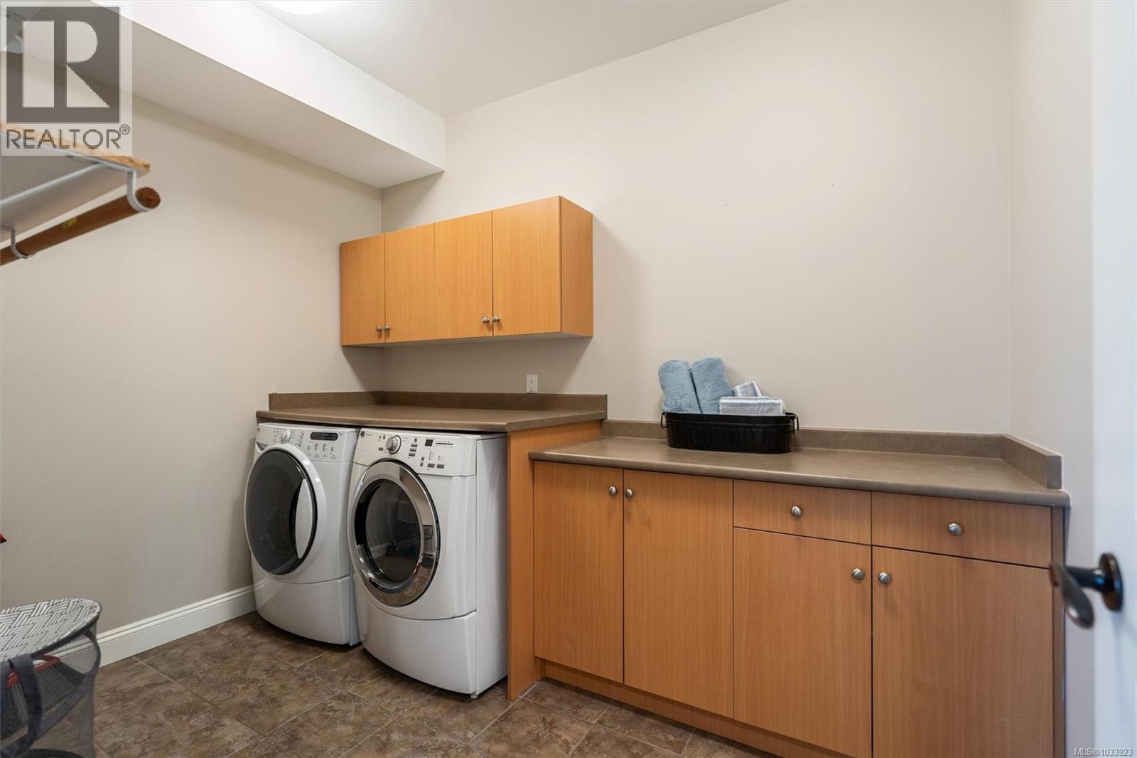 1305 Rockhampton Close - 36