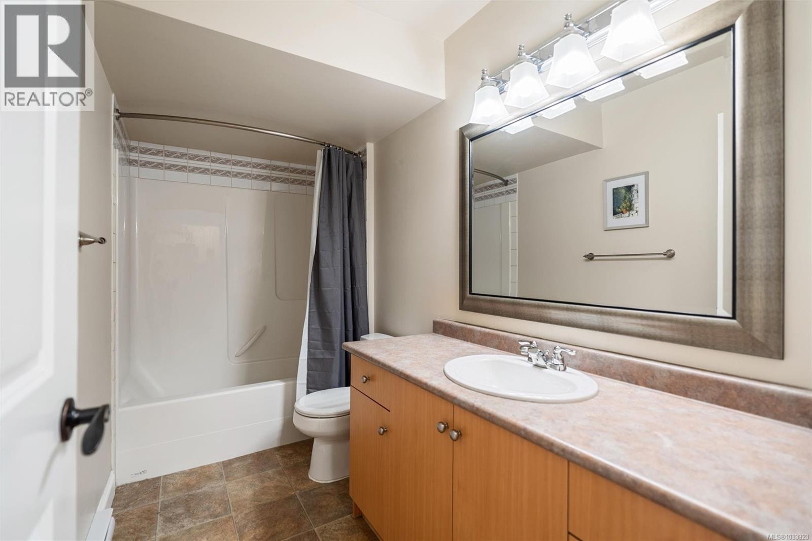  1305 Rockhampton Close, Langford
