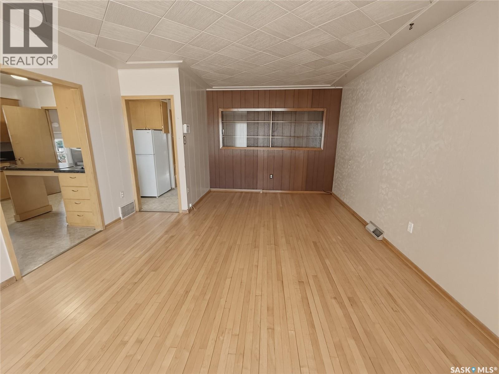 316 Dennis STREET — photo 8