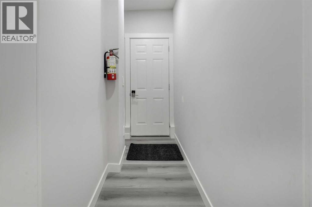 17 Royal Birch Way NW - 20