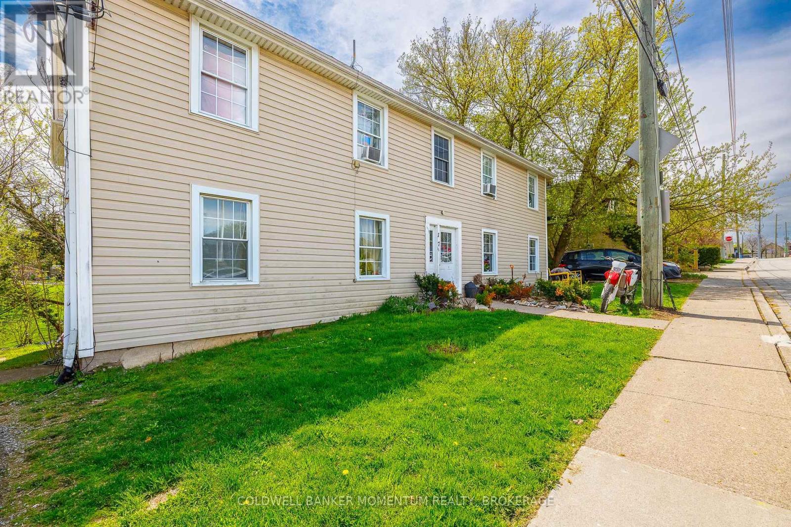 17 HAINER STREET - 16