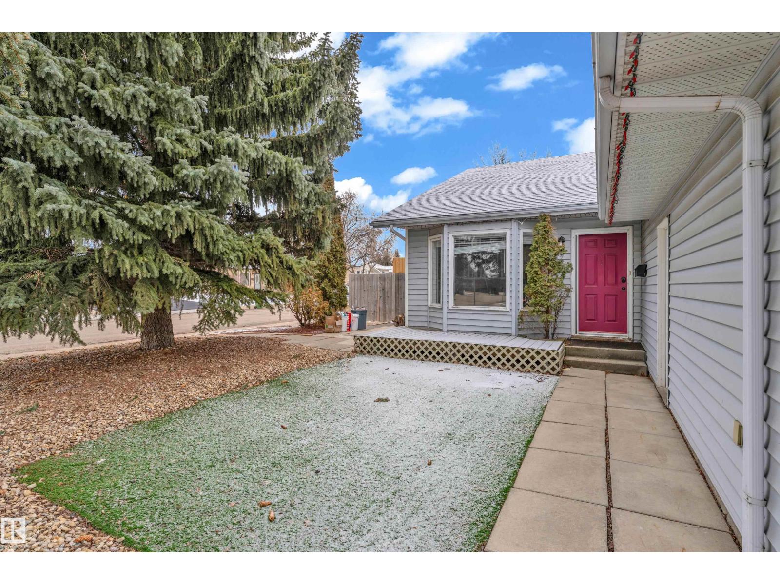 4903 11A AV NW, Edmonton