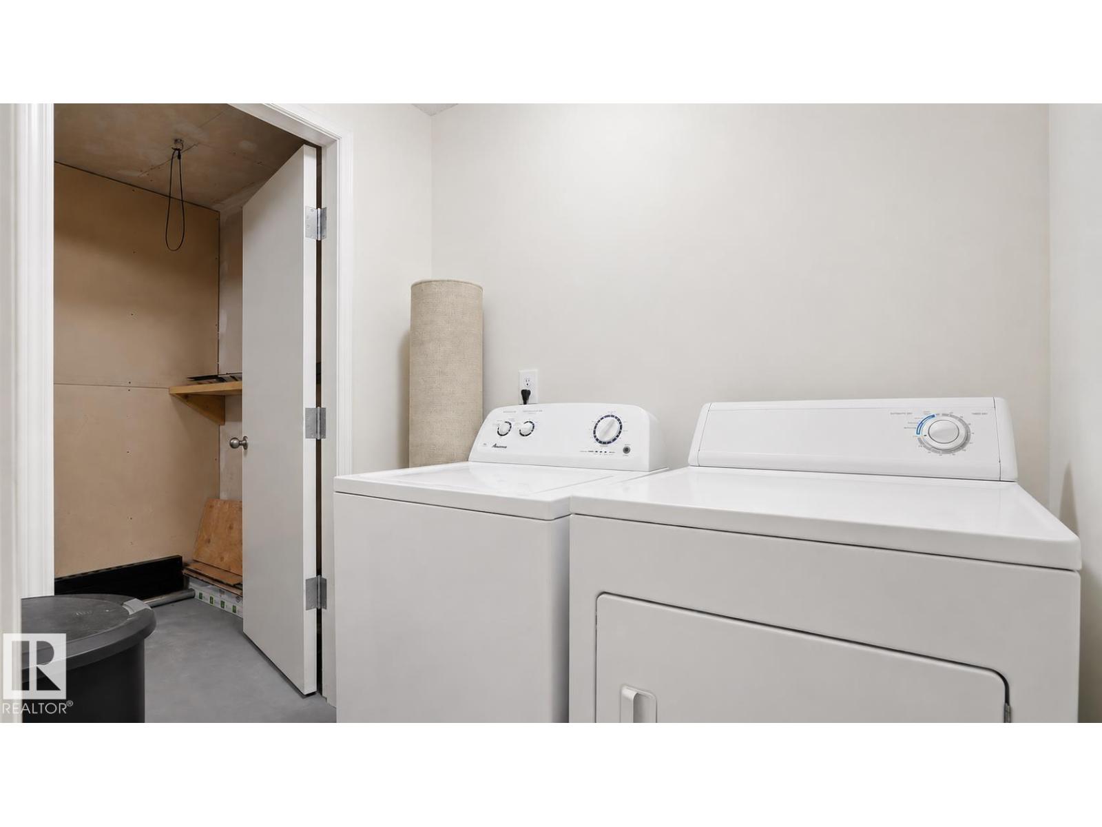 9745 71 AV NW, Edmonton