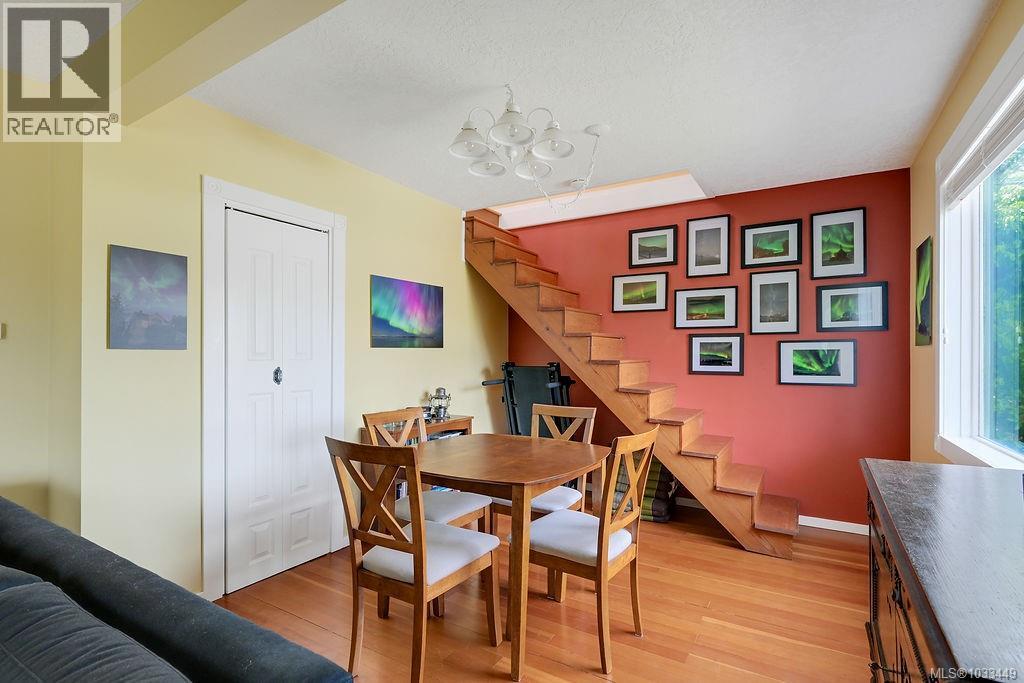 1877 San Pedro Avenue, Saanich