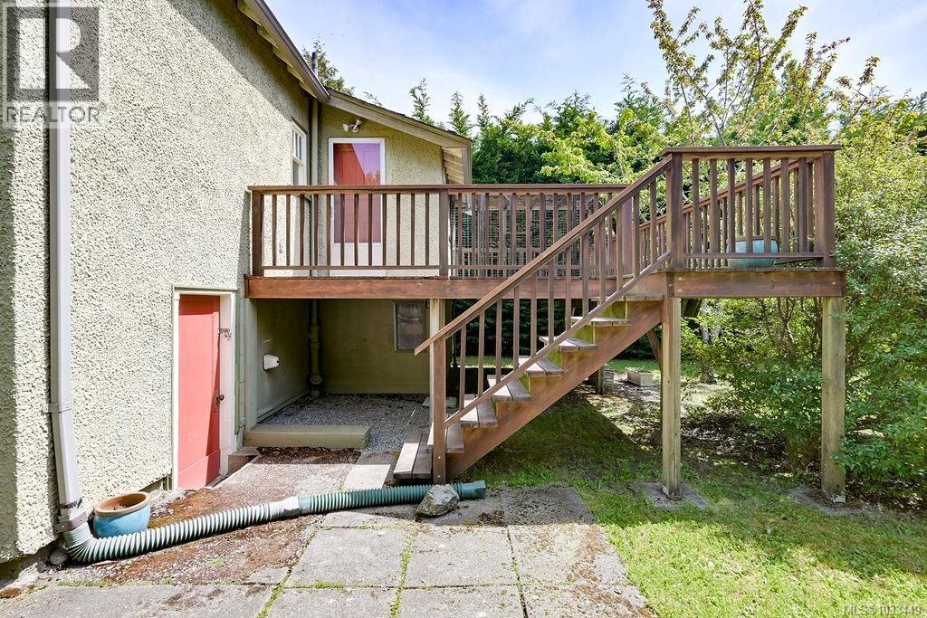  1877 San Pedro Avenue, Saanich