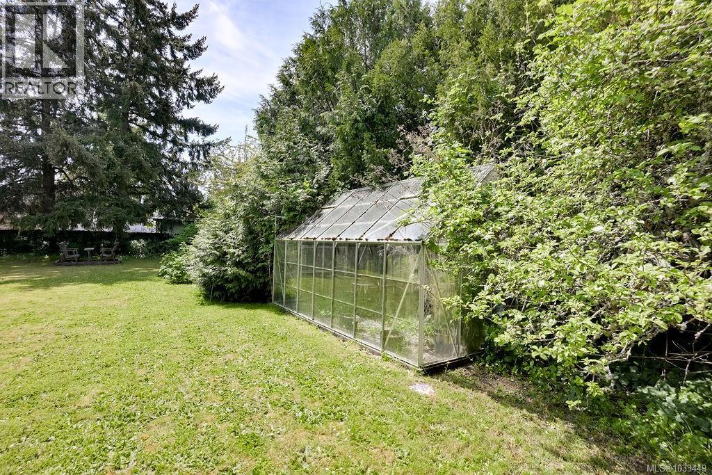  1877 San Pedro Avenue, Saanich