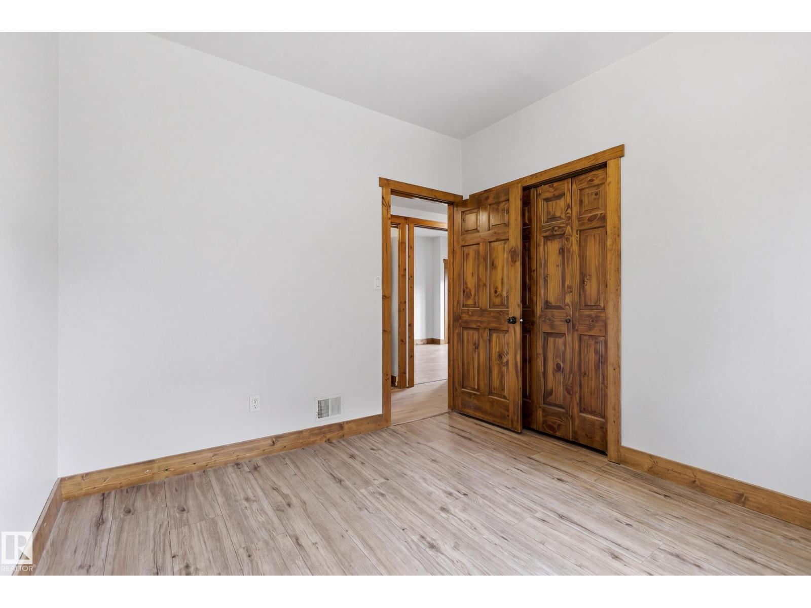 502 GRAYBRIAR GR, Stony Plain