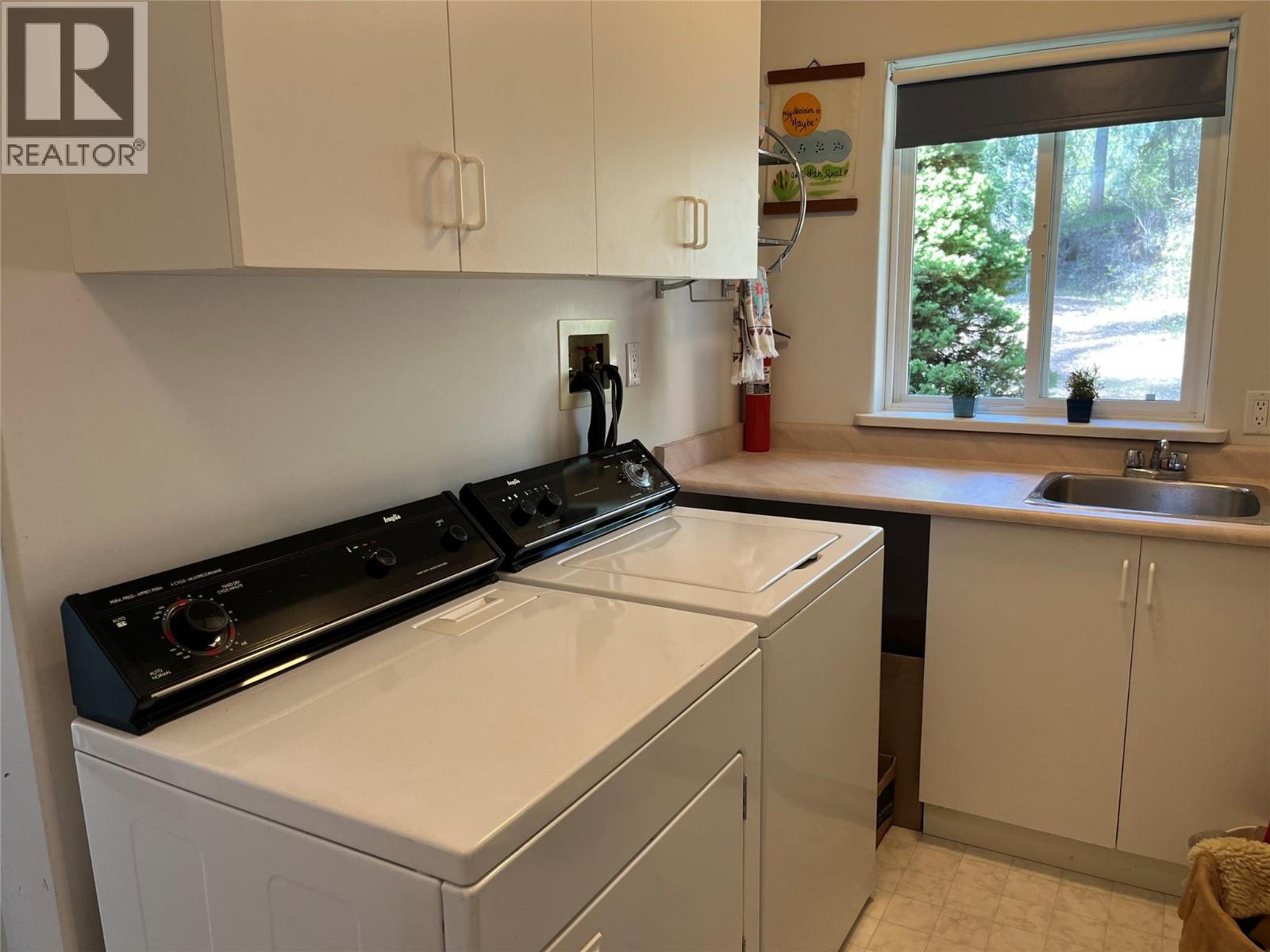 5864 Morgan Drive - 64