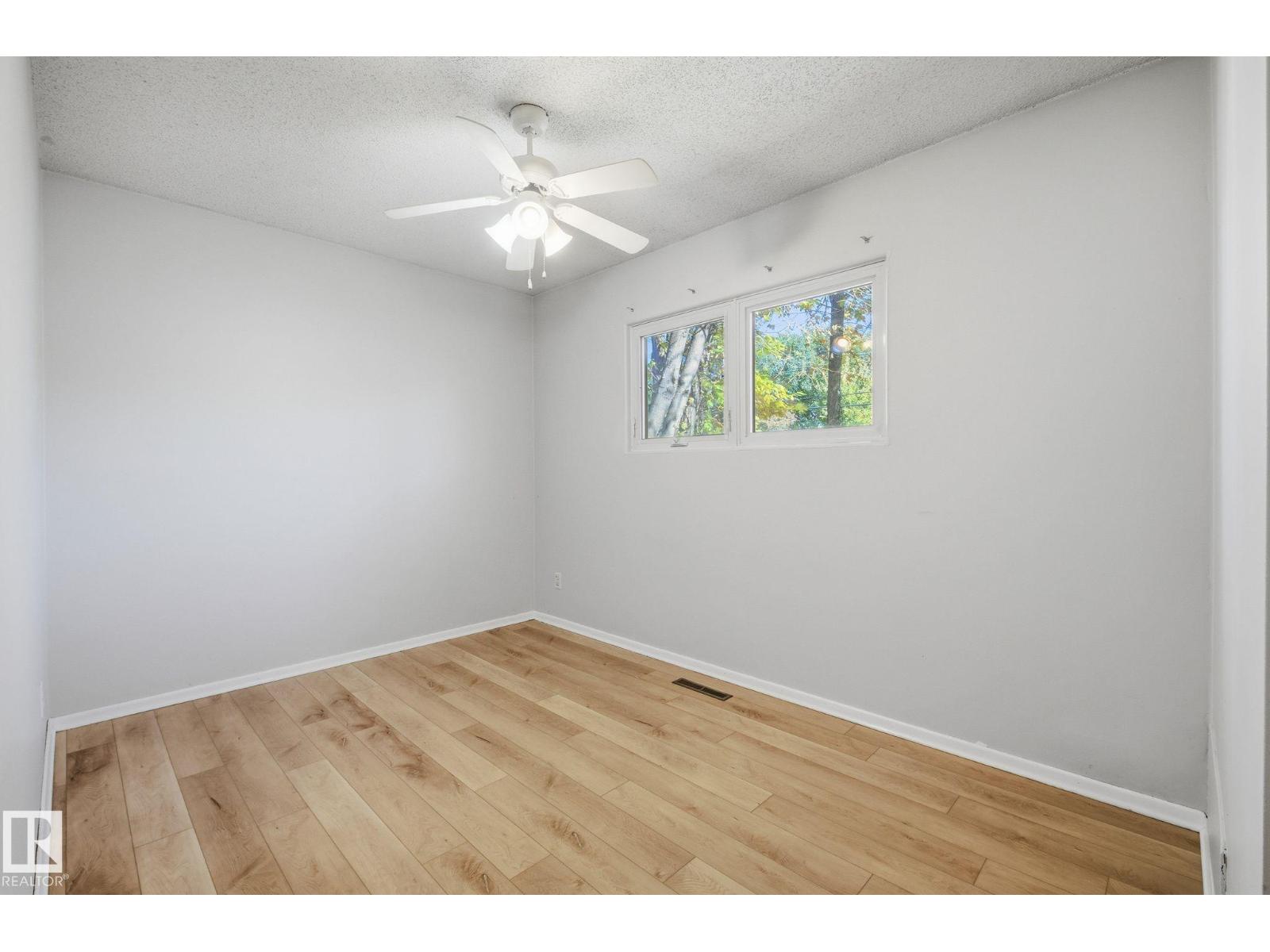 12107 53 ST NW - 17