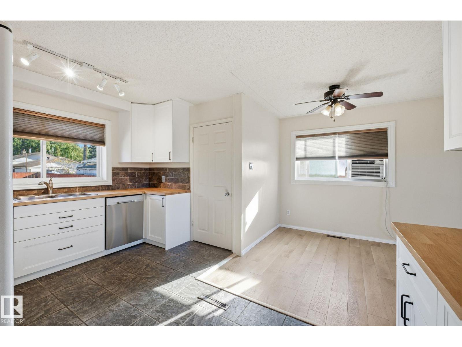 12107 53 ST NW - 14
