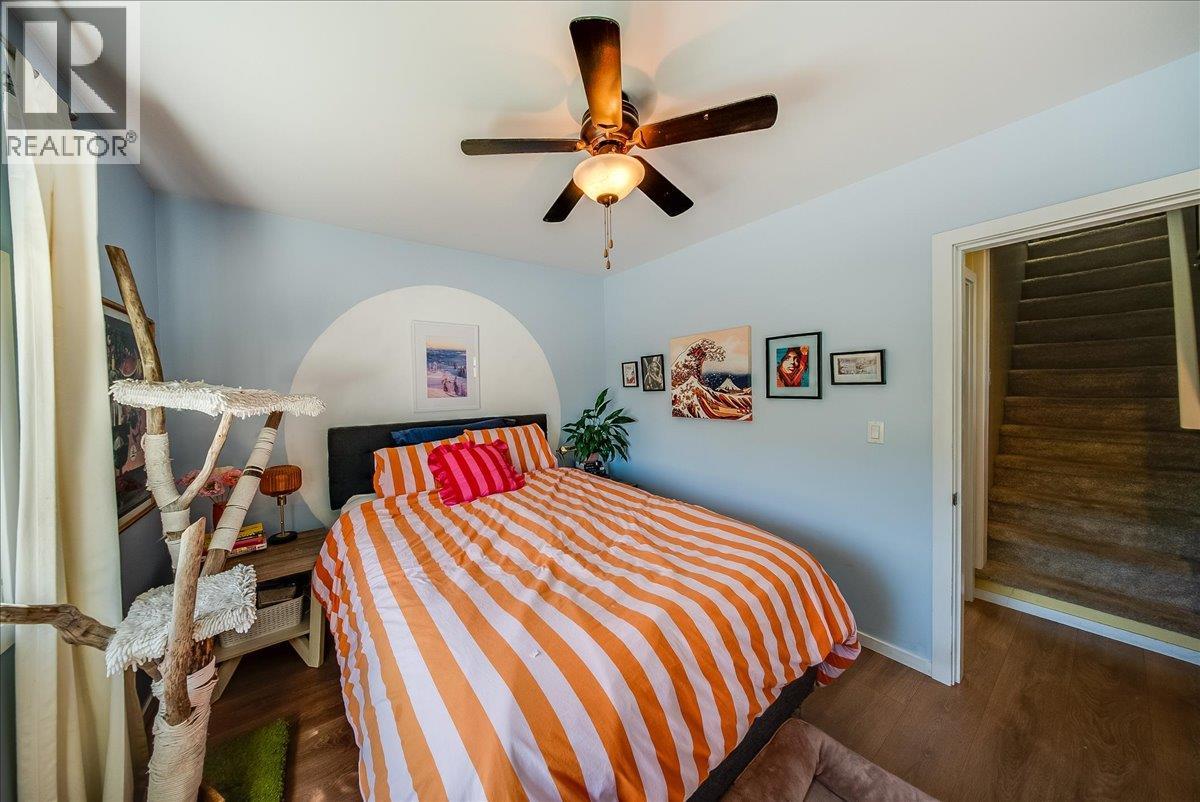 725 SHAKESPEARE Street - 12