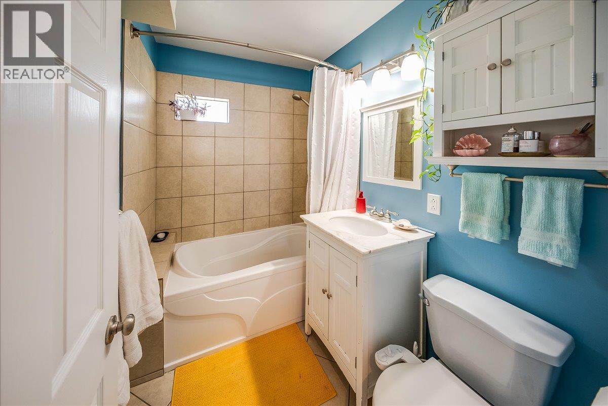 725 SHAKESPEARE Street - 14