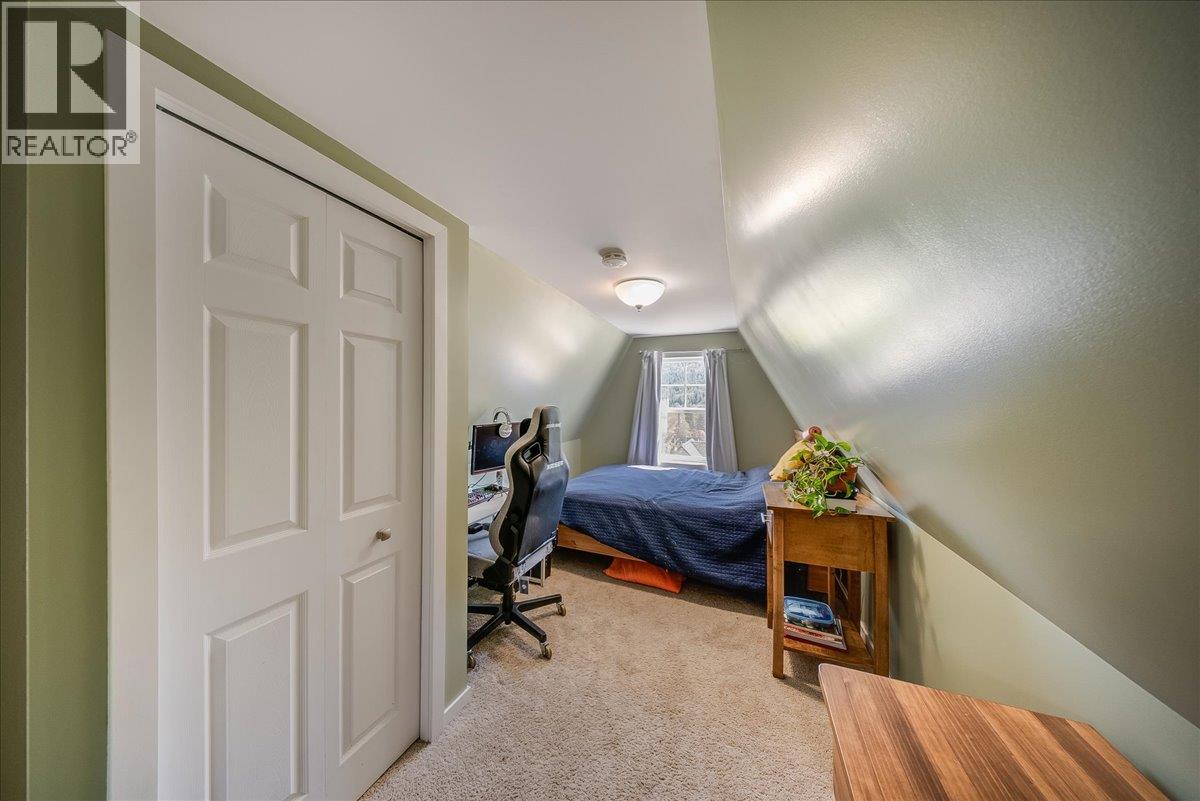 725 SHAKESPEARE Street - 15