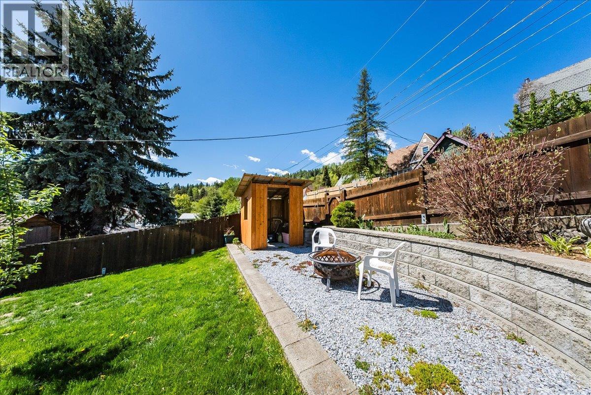 725 SHAKESPEARE Street - 35